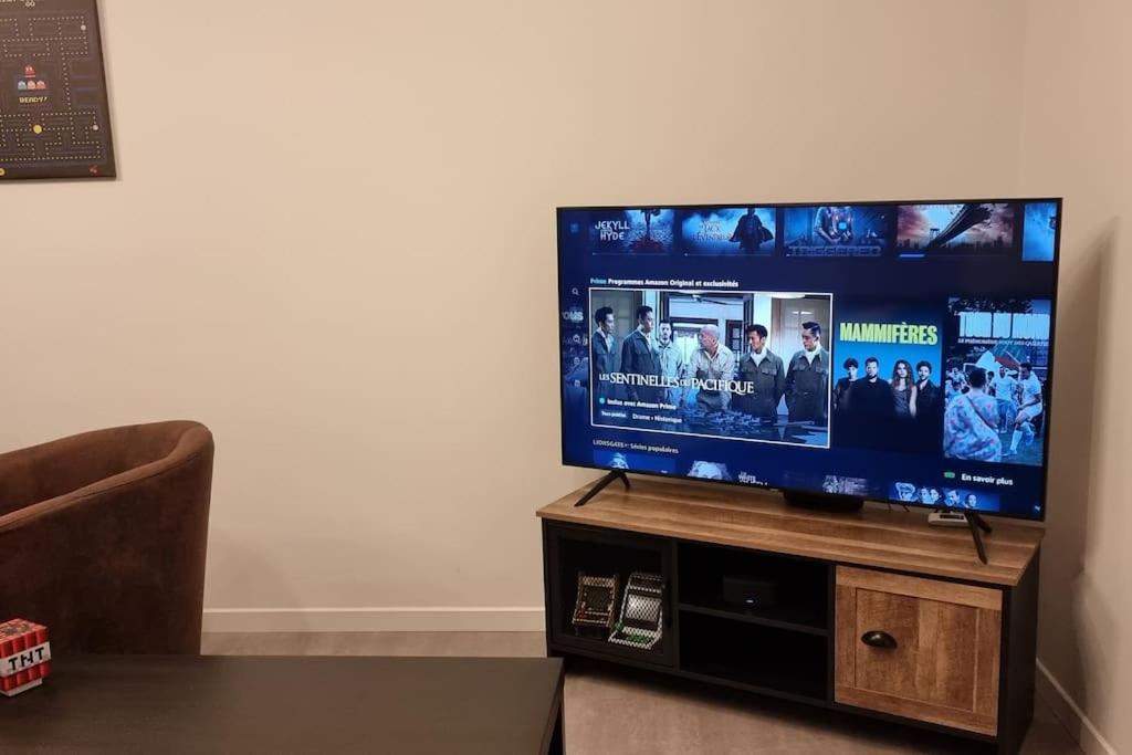 Saint-Seurin-sur-l'Isle Belle Maison Climatisee Renovee Pac-Man Entre Collegues, Amis, Famille - Barbecue - Netflix - Prime - Baby Foot 50Cts מראה חיצוני תמונה