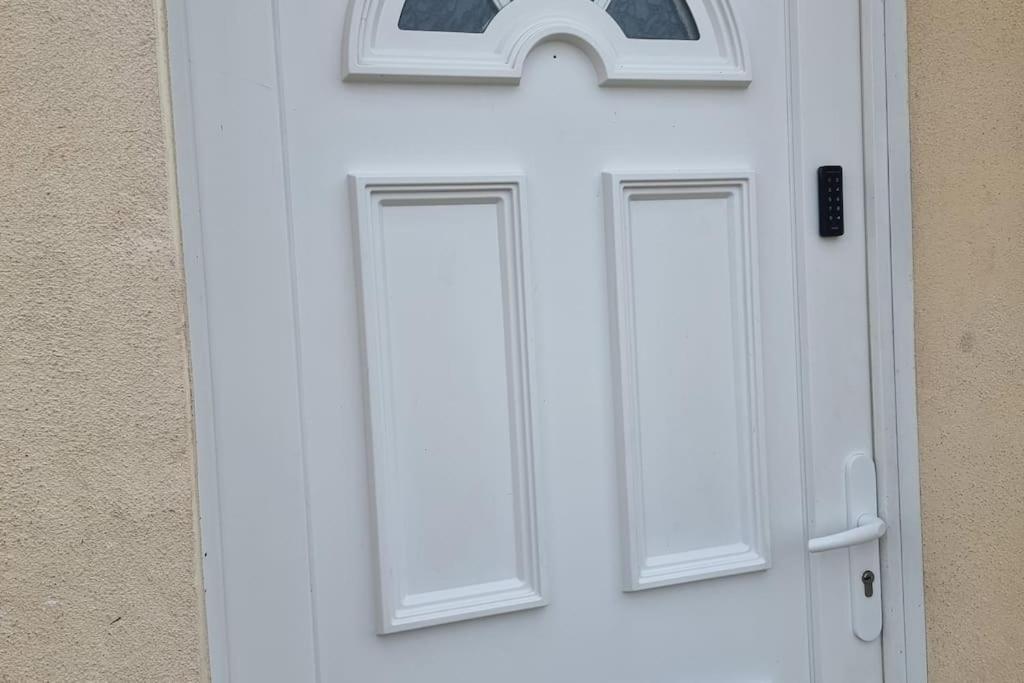Saint-Seurin-sur-l'Isle Belle Maison Climatisee Renovee Pac-Man Entre Collegues, Amis, Famille - Barbecue - Netflix - Prime - Baby Foot 50Cts מראה חיצוני תמונה